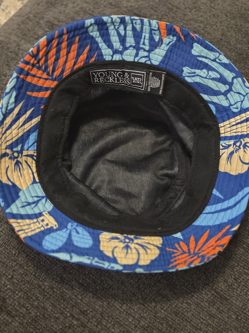 Young & Restless Tropical Skeleton Print Bucket Hat - Picture 3 of 4